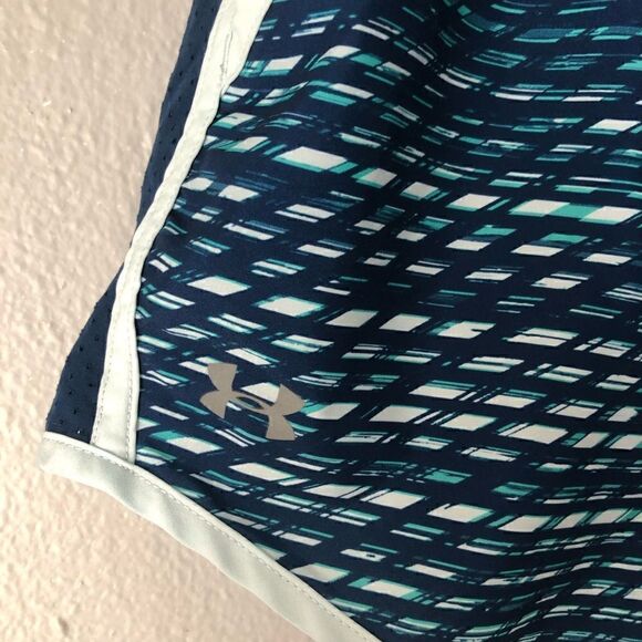 Under Armour blue elastic waist drawstring athletic shorts Womens size XS - Picture 4 of 9